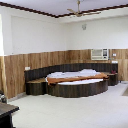 Jain Residency Hotell Pachmarhī Exteriör bild
